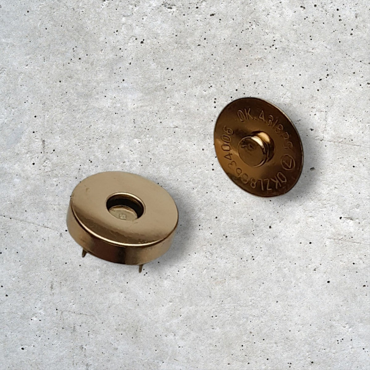 Magneetsluiting 18 mm met bevestigingspootjes