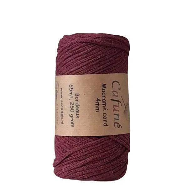cafune macrame koord 4mm bordeaux. gevlochten koord van hobbygaren.nl