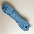 gevlochten naaikoord blauw 6-7 mm. Hiermee naai je met de zigzagsteed schitterende hoeden, tassen, manden en placemats. Te koop bij hobbygaren.nl