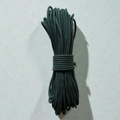 Gevlochten naaikoord Donkergroen Je maakt naait hier schitterende tassen, placemats, hoeden en manden mee. Met de naaimachine op de zigzagsteek