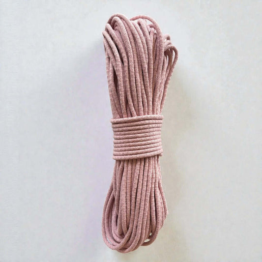 Gevlochten naaikoord Oud Roze Je maakt naait hier schitterende tassen, placemats, hoeden en manden mee. Met de naaimachine op de zigzagsteek