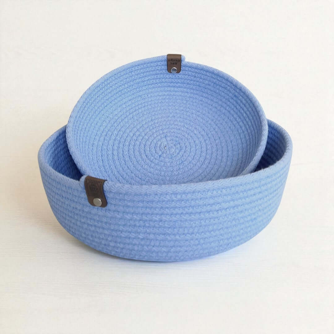 Handgemaakte mandjes in lichtblauw- set van 2 23x6 en 29x9 cm- opbergmandjes-broodmandjes