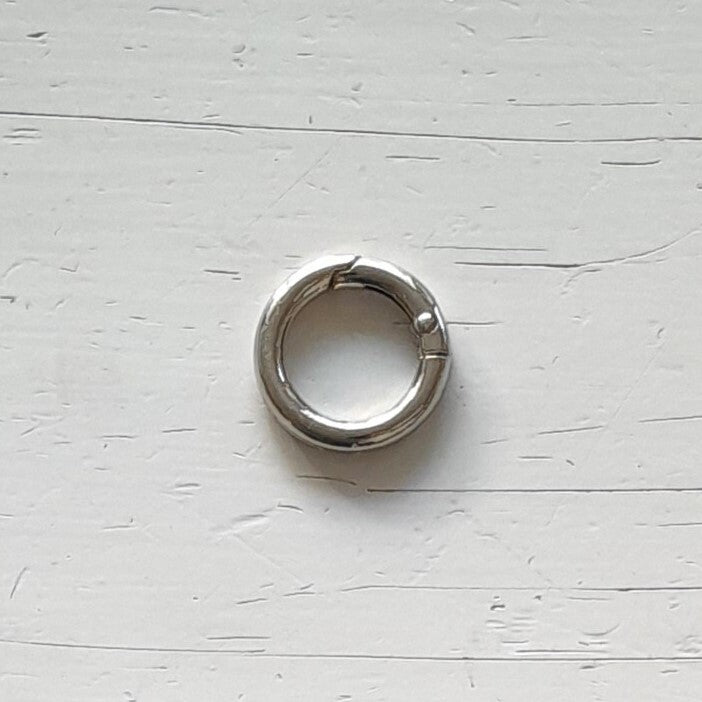 Ronde Karabijnhaak 30 mm – Metaal
