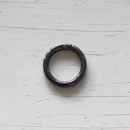 Ronde Karabijnhaak-35 mm- Zwart Metaal - Hobbygaren